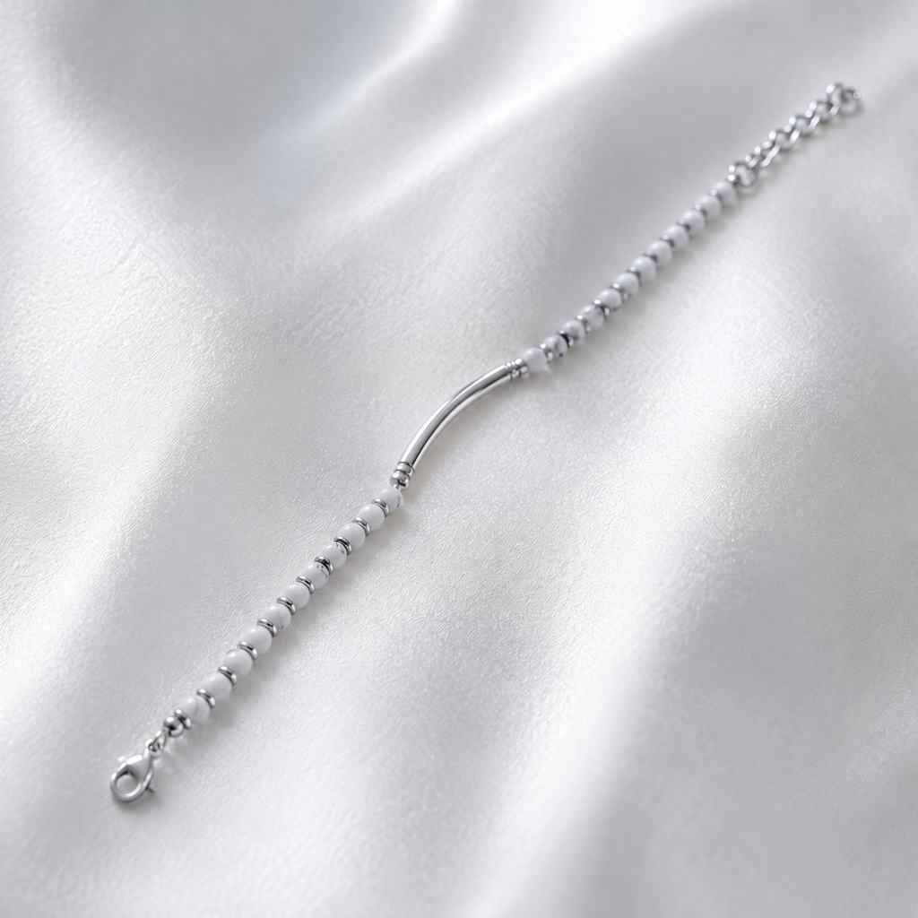 WHITE CURVE