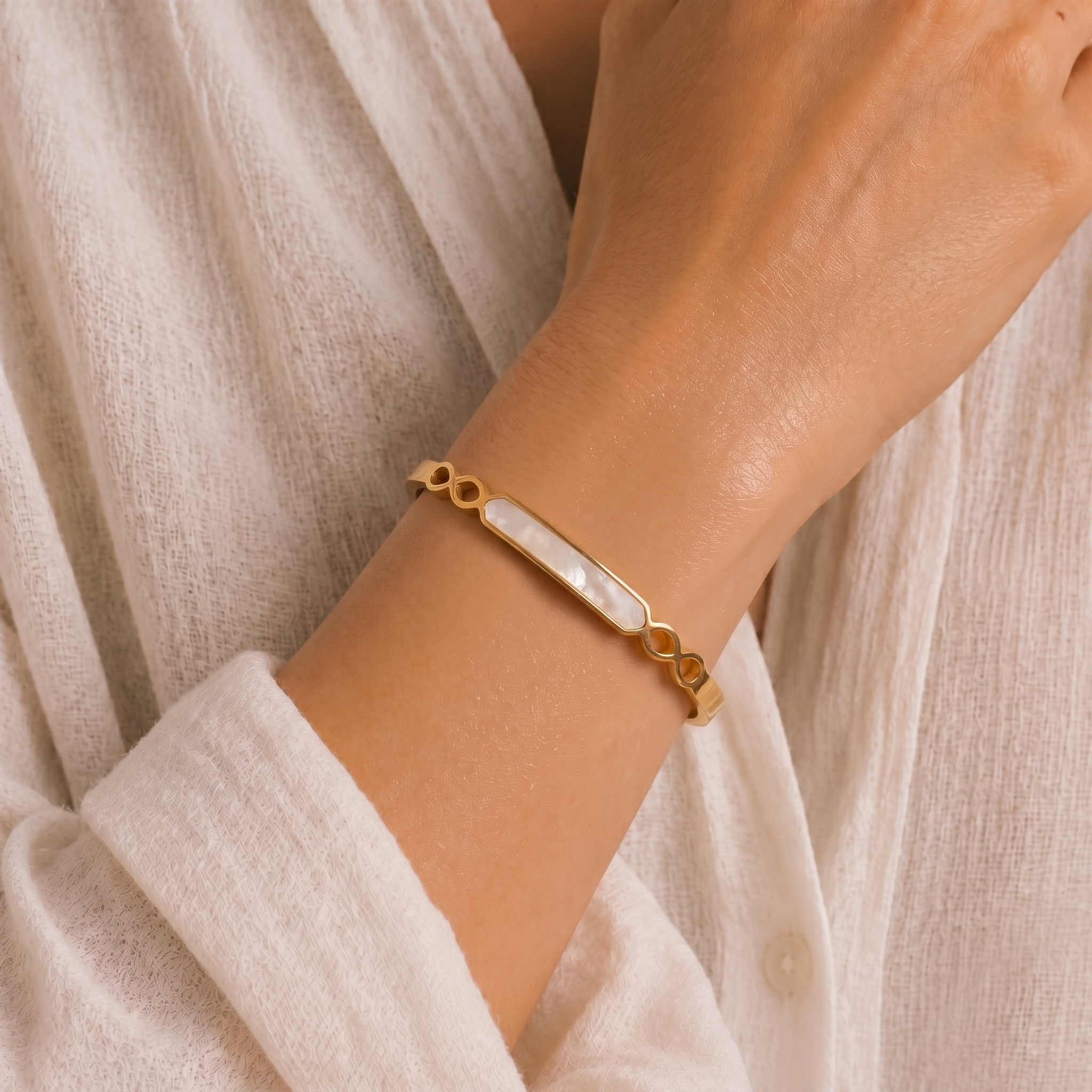 IVORY STONE BANGLE