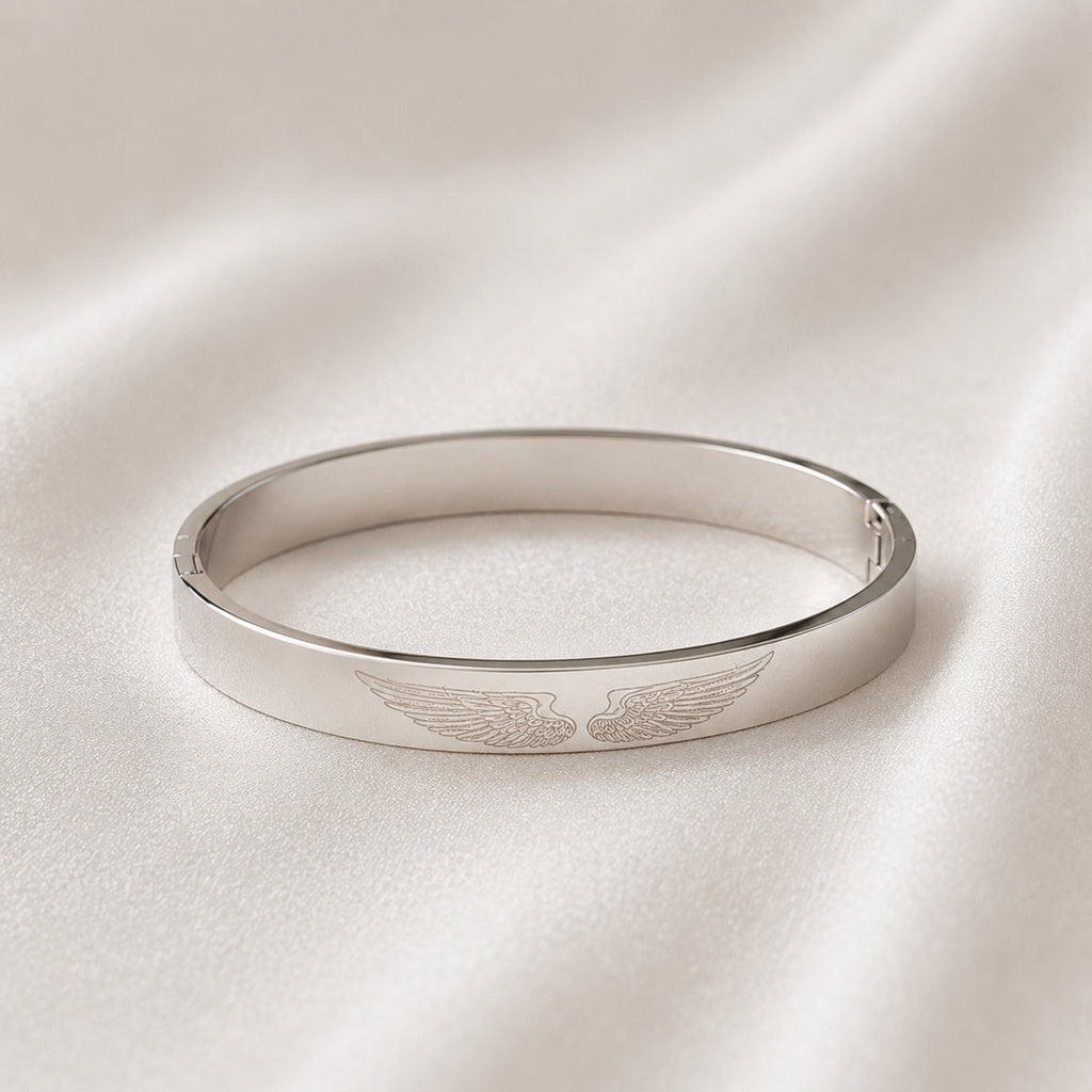 ANGEL GLOW BANGLE