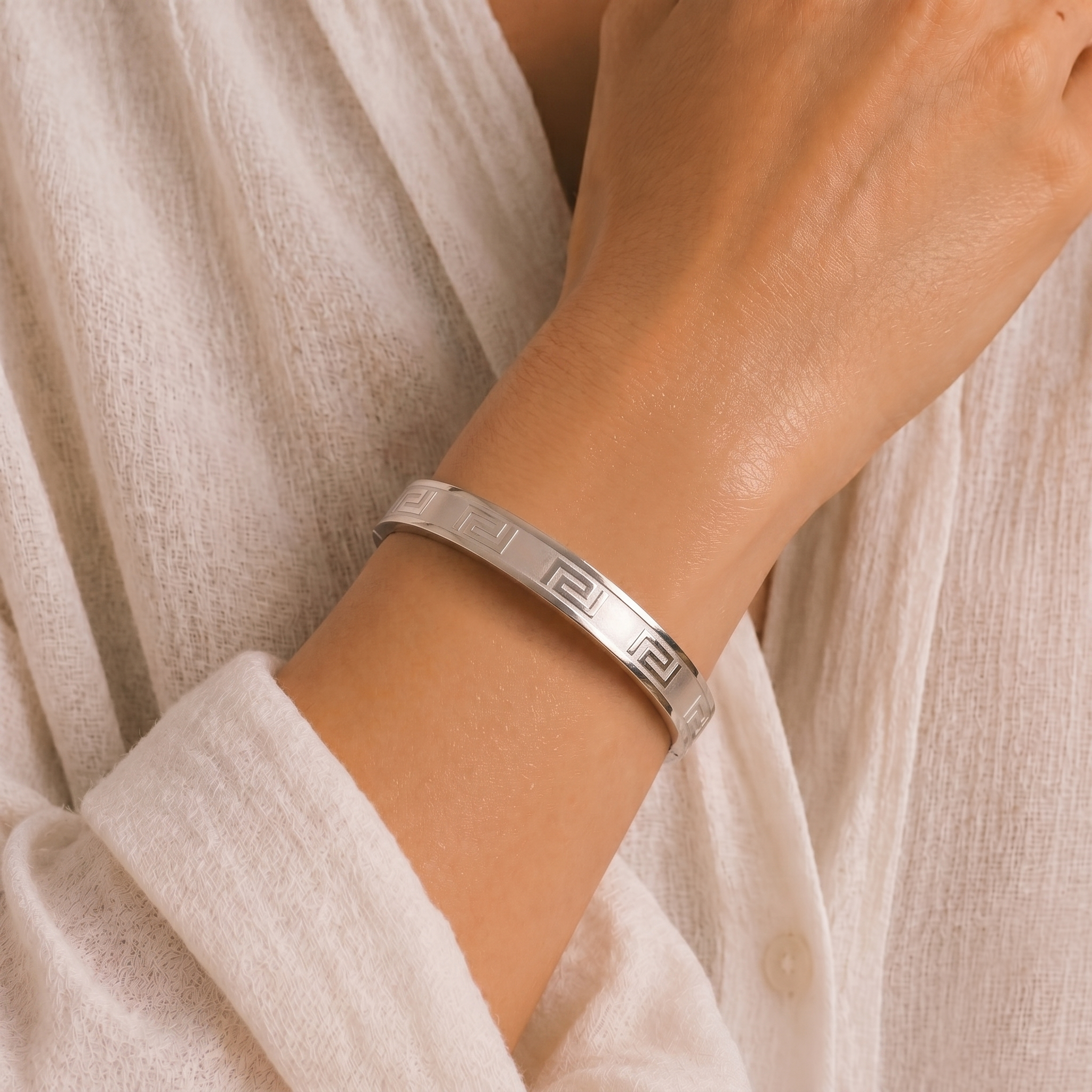 MAZE BANGLE