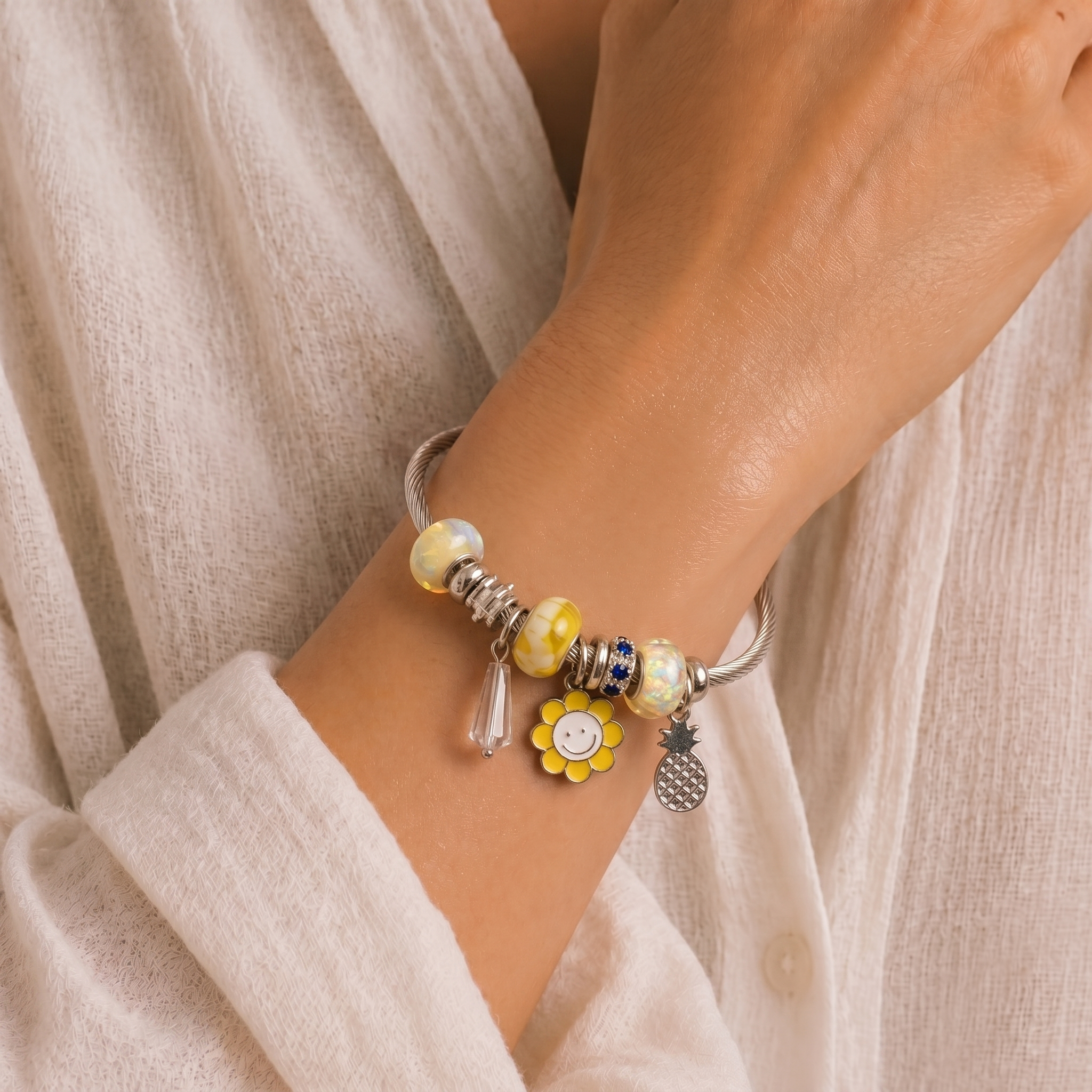 CHARM BANGLE - YELLOW