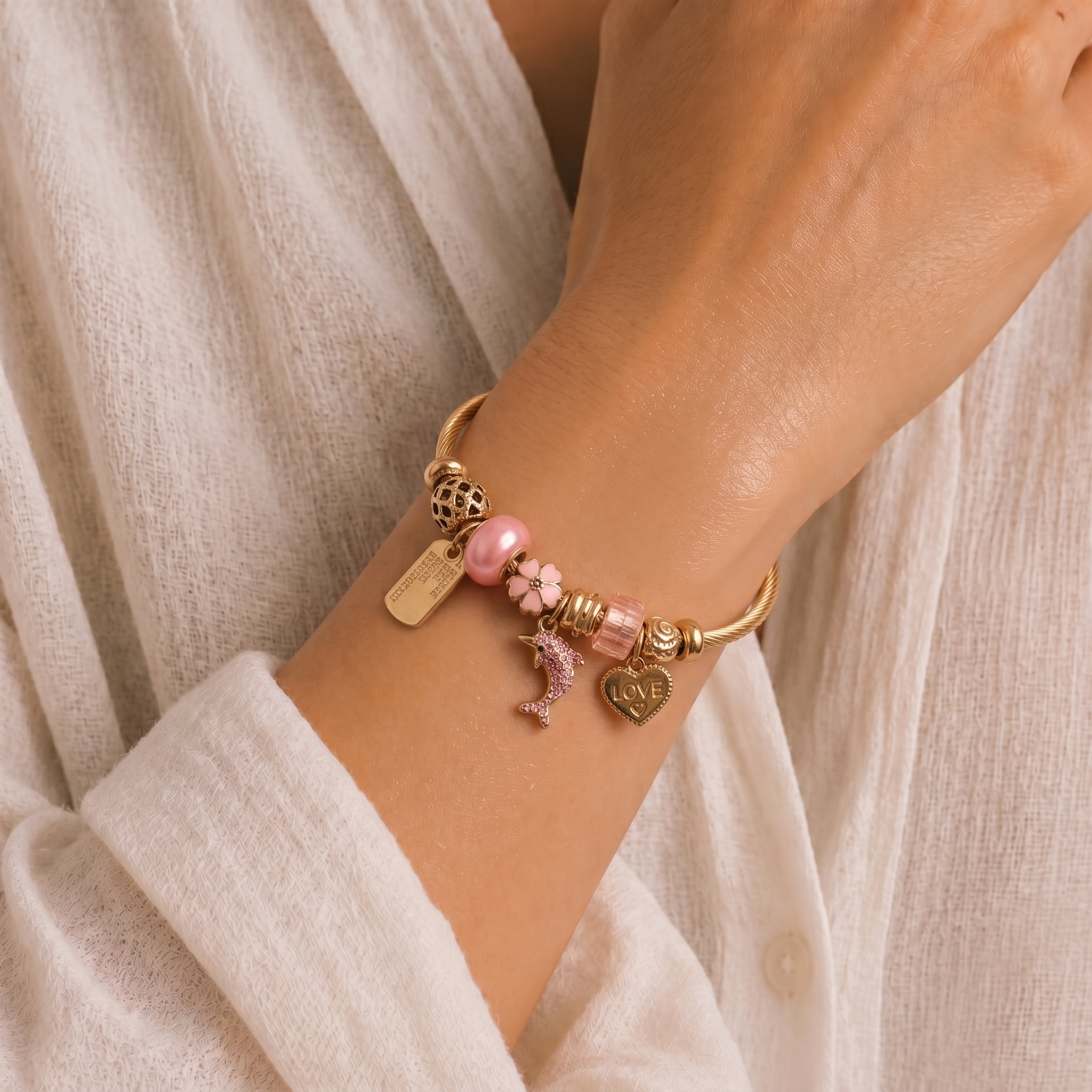 CHARM BANGLE - PINK