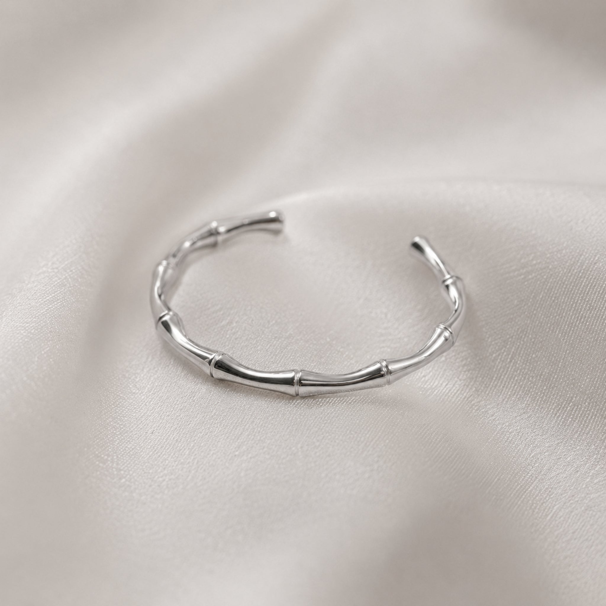 BAMBOO BANGLE