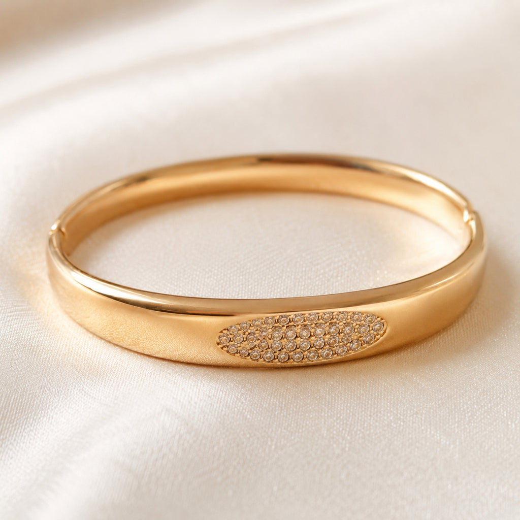 CELESTIAL OVAL GLOW