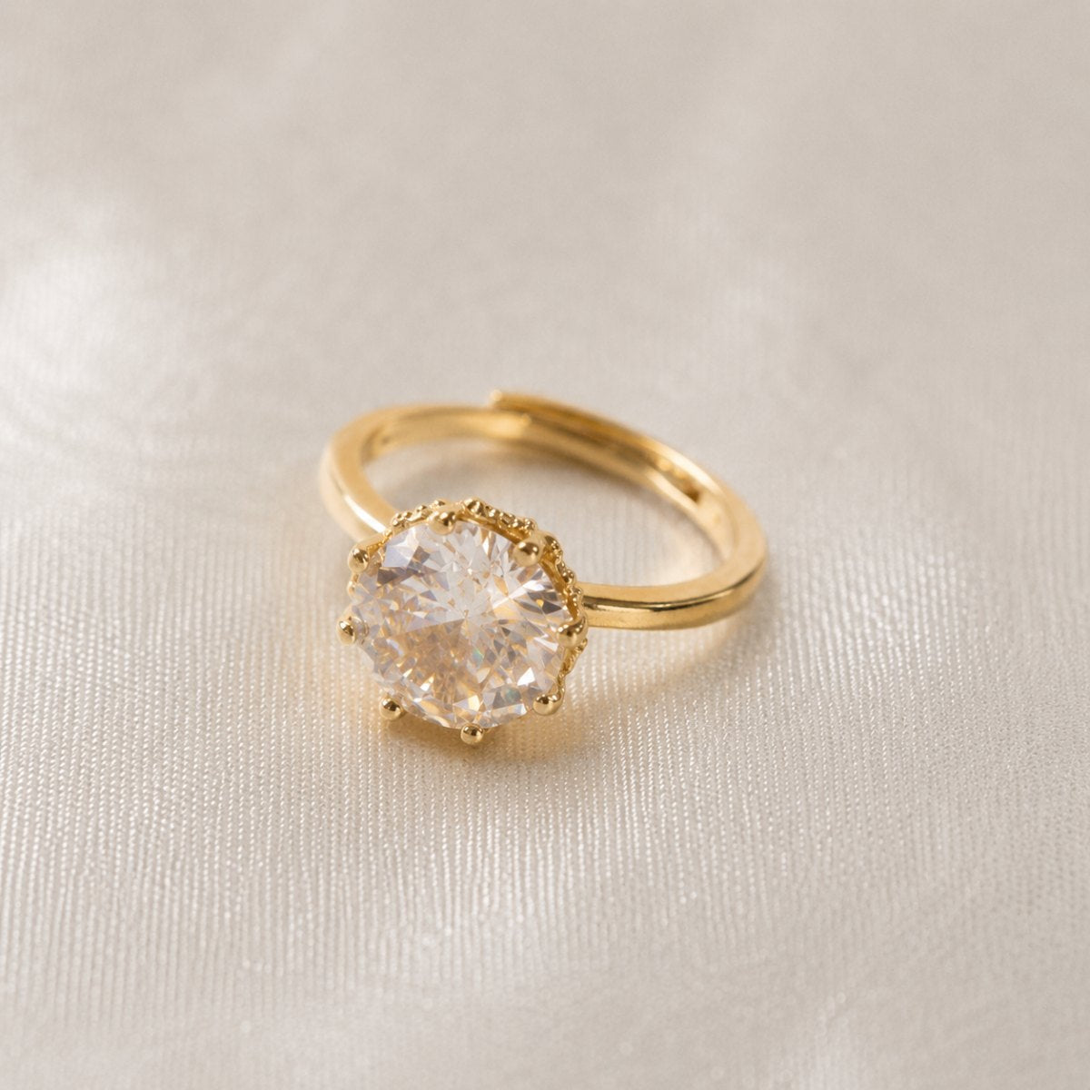 SOLITAIRE