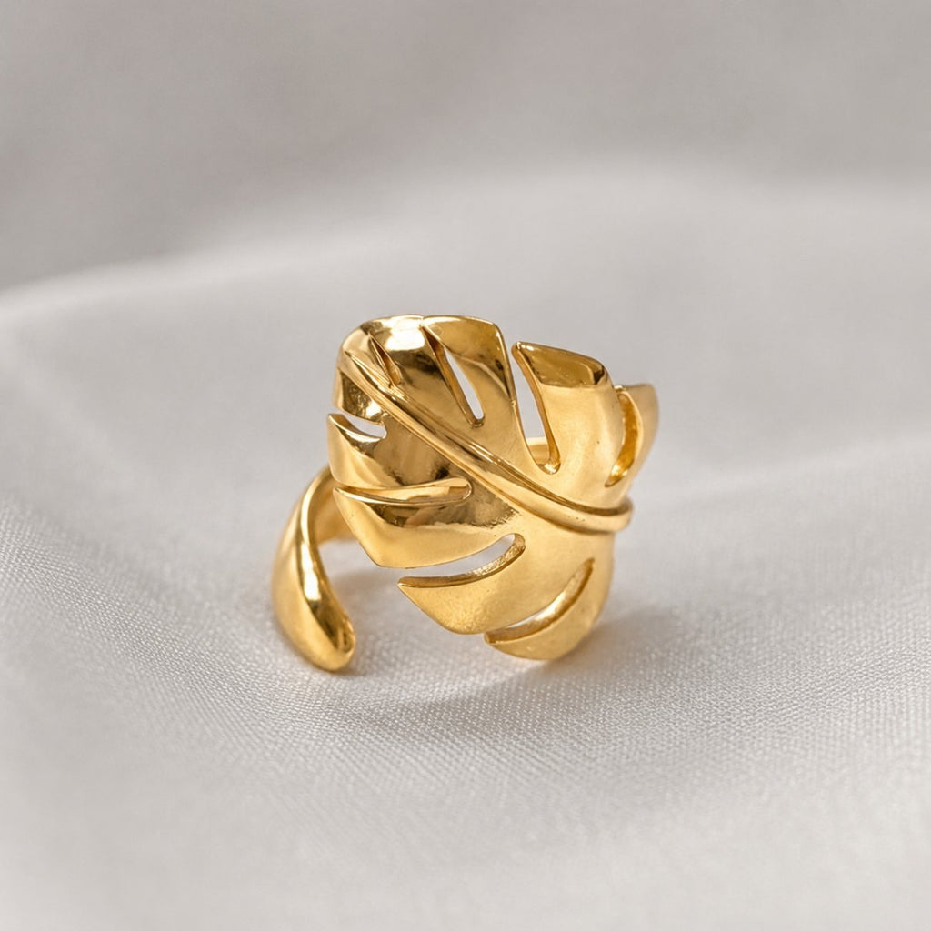 GOLDEN PETAL